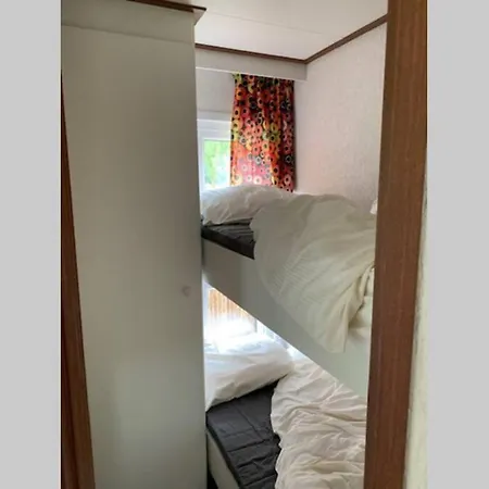 Holiday home Ruim Chalet: Veluwe Retreat With Private Garden Beekbergen