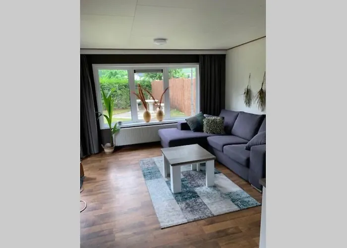 펜션 Ruim Op De Veluwe In Op Recreatiepark Topparken Met Vrije Tuin En Eigen Parkeerplaats 비크버겐