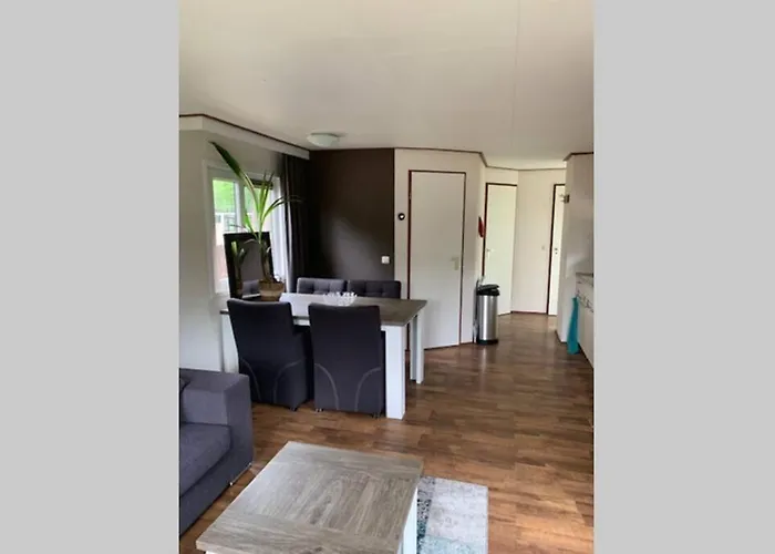 펜션 Ruim Op De Veluwe In Op Recreatiepark Topparken Met Vrije Tuin En Eigen Parkeerplaats