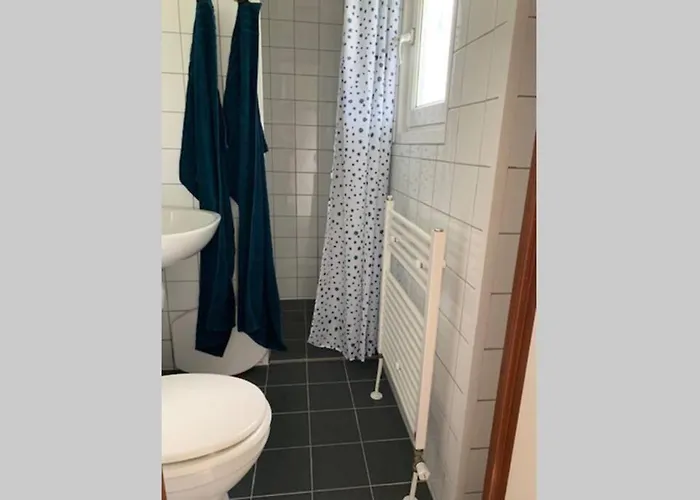 Ruim Op De Veluwe In Op Recreatiepark Topparken Met Vrije Tuin En Eigen Parkeerplaats *