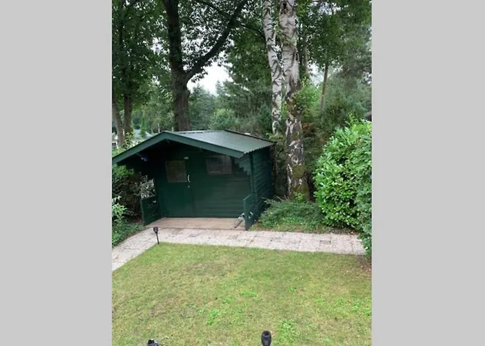 Ruim Op De Veluwe In Op Recreatiepark Topparken Met Vrije Tuin En Eigen Parkeerplaats *