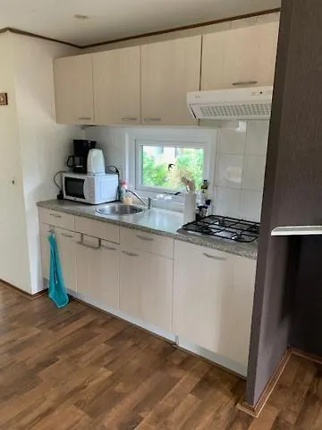 Feriehus Ruim Op De Veluwe In Op Recreatiepark Topparken Met Vrije Tuin En Eigen Parkeerplaats Beekbergen